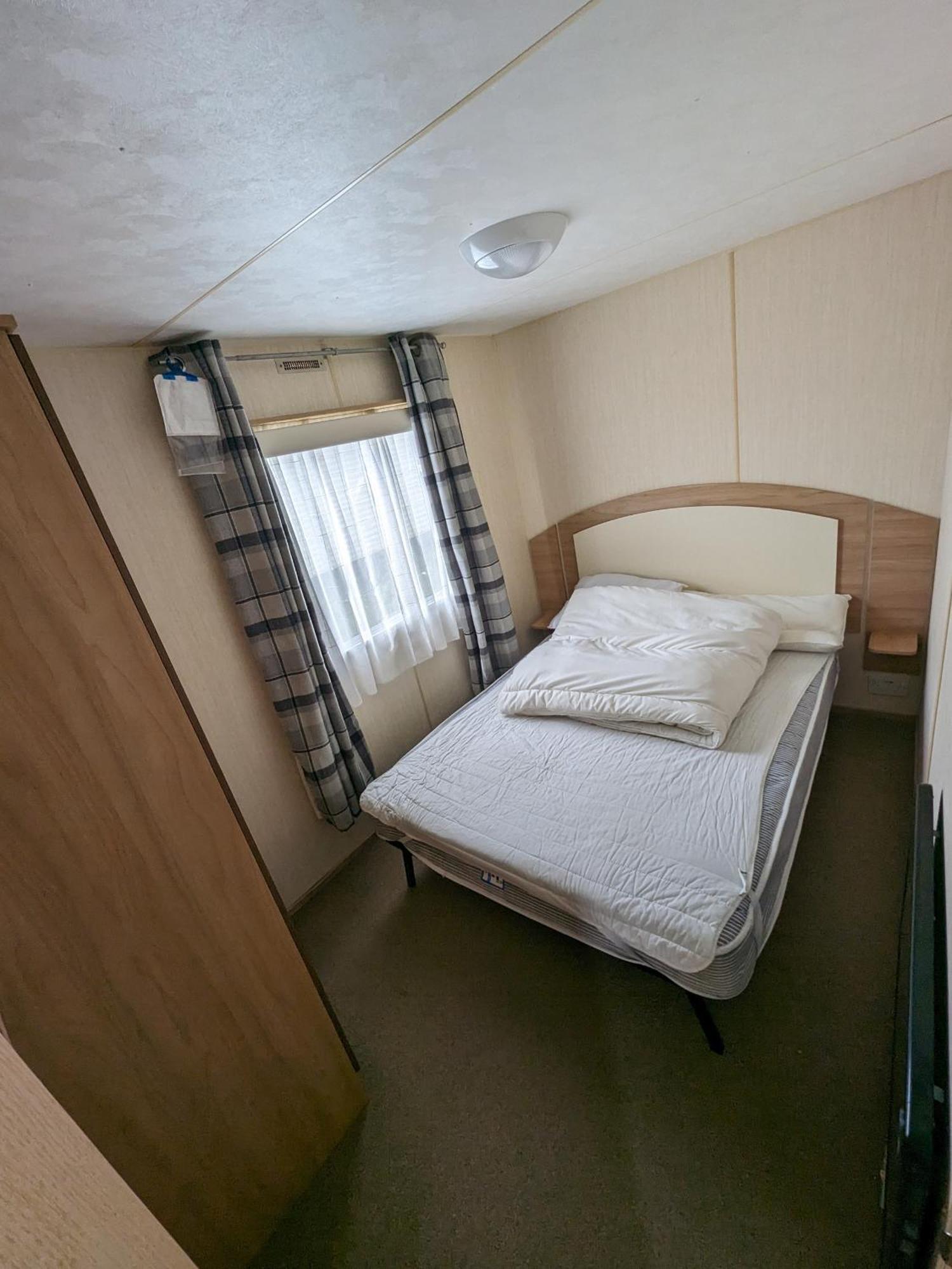 3 Bedroom Caravan, Sleeps 8 Lyons Lido Beach Prestatyn Εξωτερικό φωτογραφία