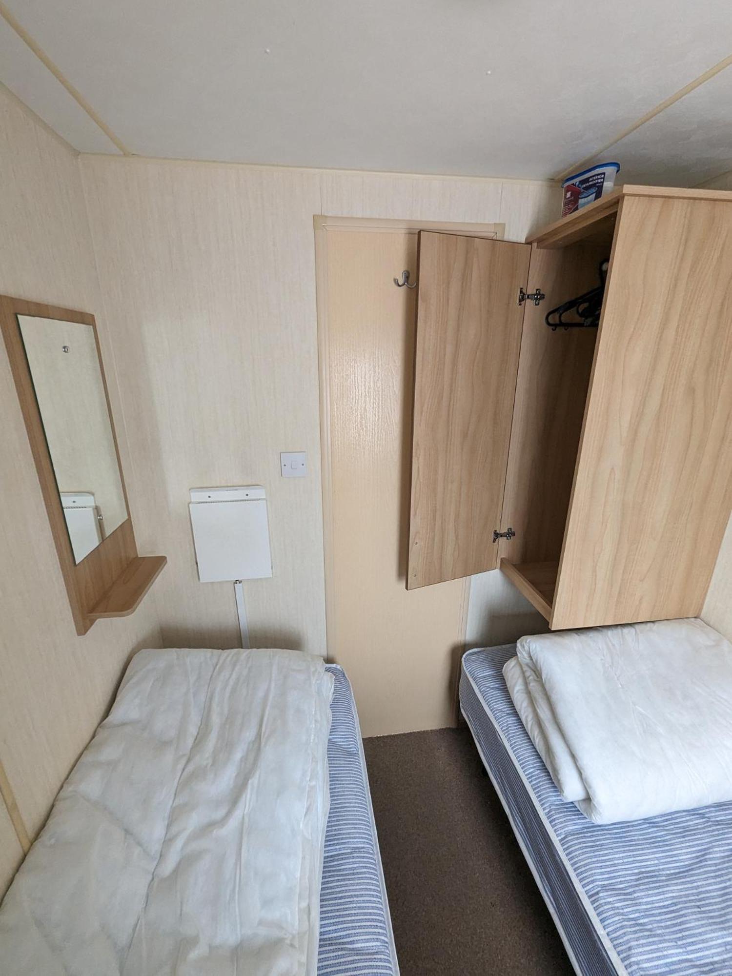 3 Bedroom Caravan, Sleeps 8 Lyons Lido Beach Prestatyn Εξωτερικό φωτογραφία